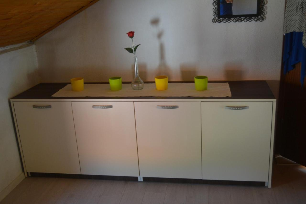 Apartman Bernardica Bol Eksteriør billede
